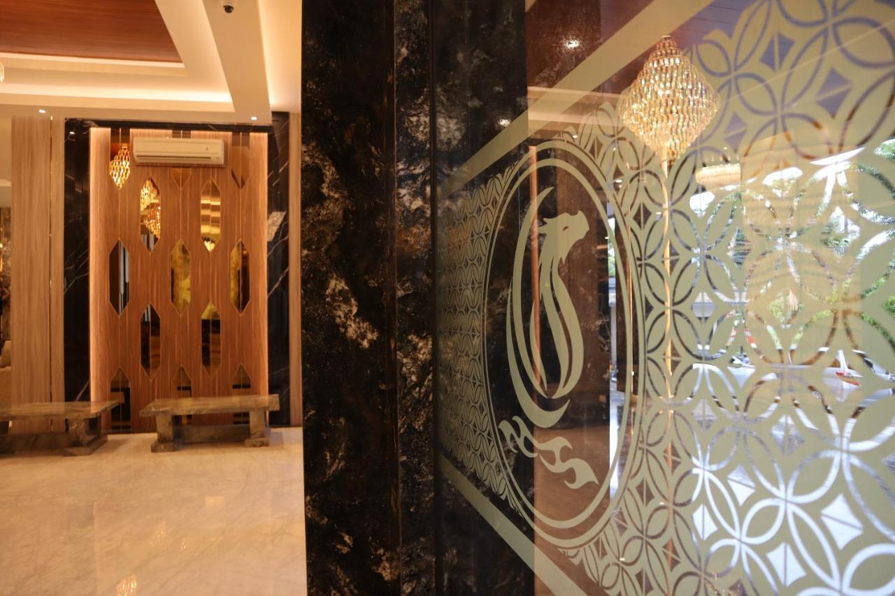 Dream Of Aventus Hotel Kuta Кута Экстерьер фото
