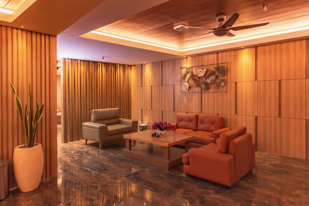Dream Of Aventus Hotel Kuta Кута Экстерьер фото